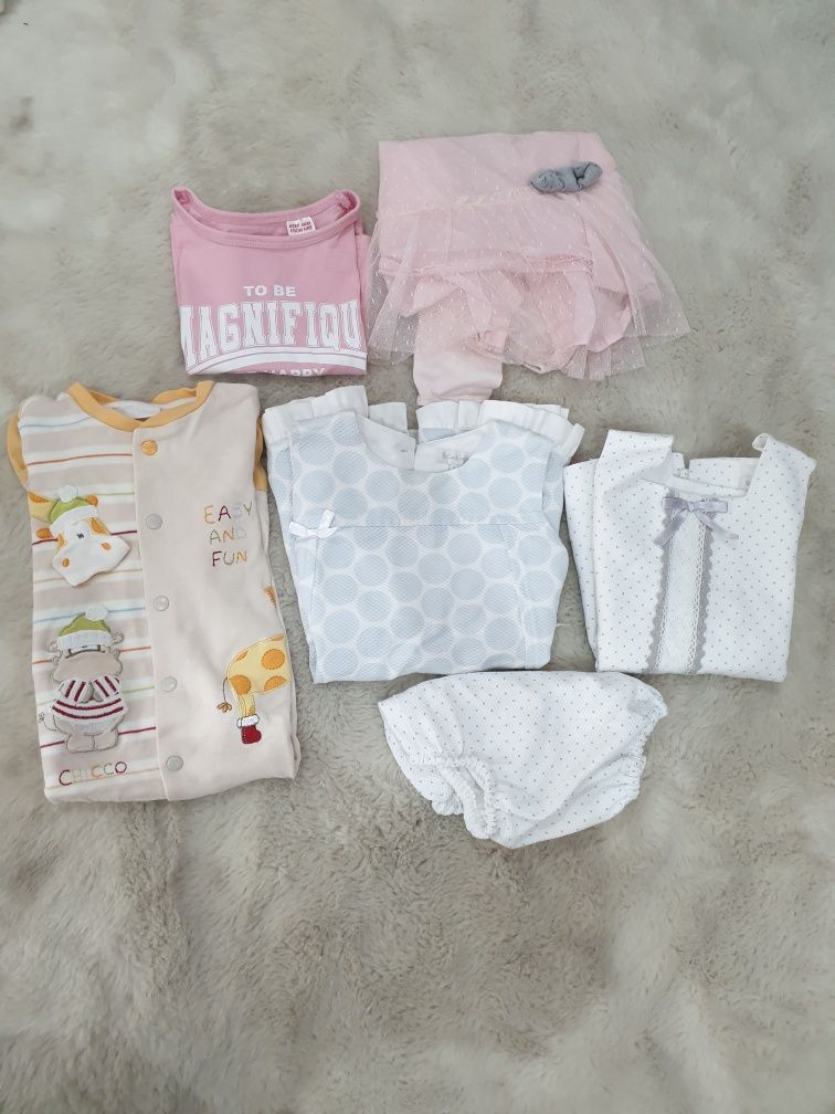 Conjunto várias roupinhas para bebé tamanho 0-12 mêses