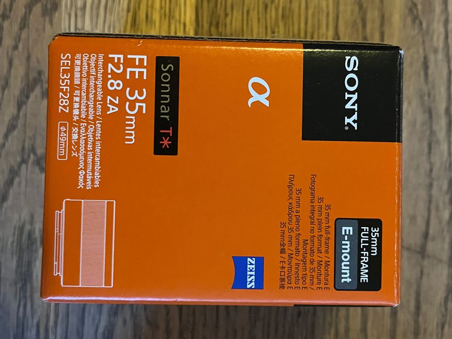 Обʼєктив  SONY  FE 55 f1,8