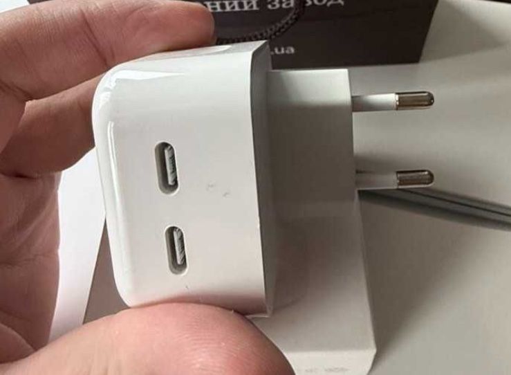 Мережевий сетевой зарядний пристрій Apple 50W Dual USB-C Power Adapter
