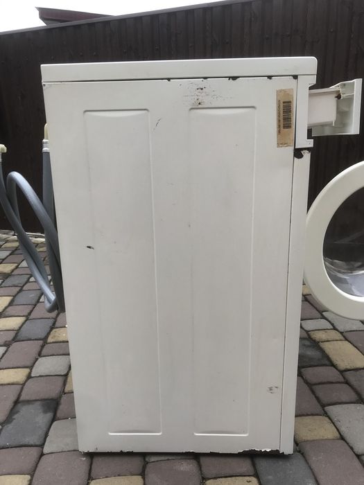 Продам бу пральну машинку E.B.D.