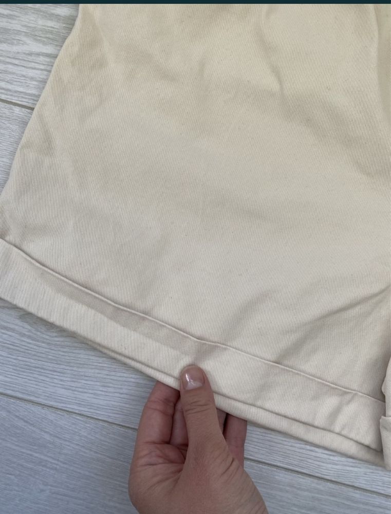 Продам жіночі шорти h&m