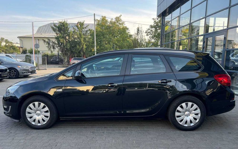 Opel Astra  2013