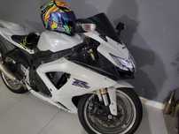Suzuki GSX-R Tylko 9900 przebiegu. Biała perła.