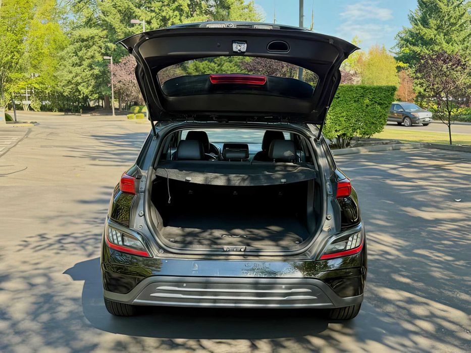 Hyundai Kona      2022