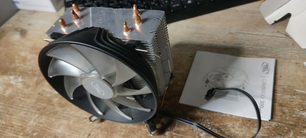 Кулер для процесора Gammax 300b з синьою підсвіткою