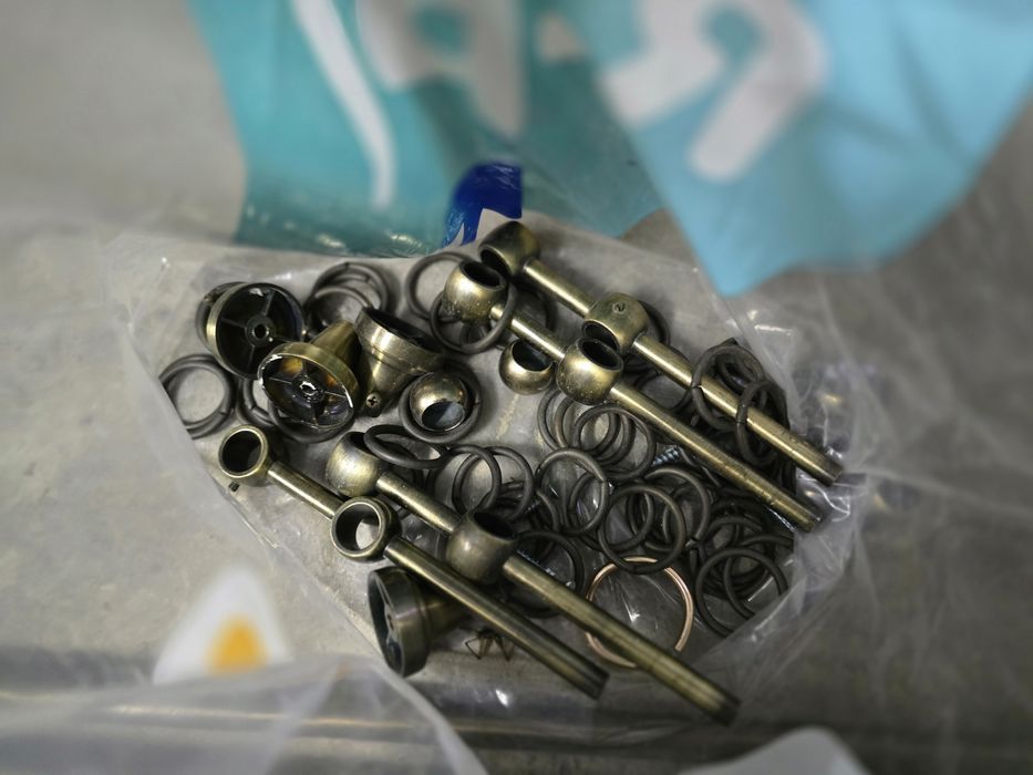 karnisz 130 cm x 3 rury + elementy montażowe