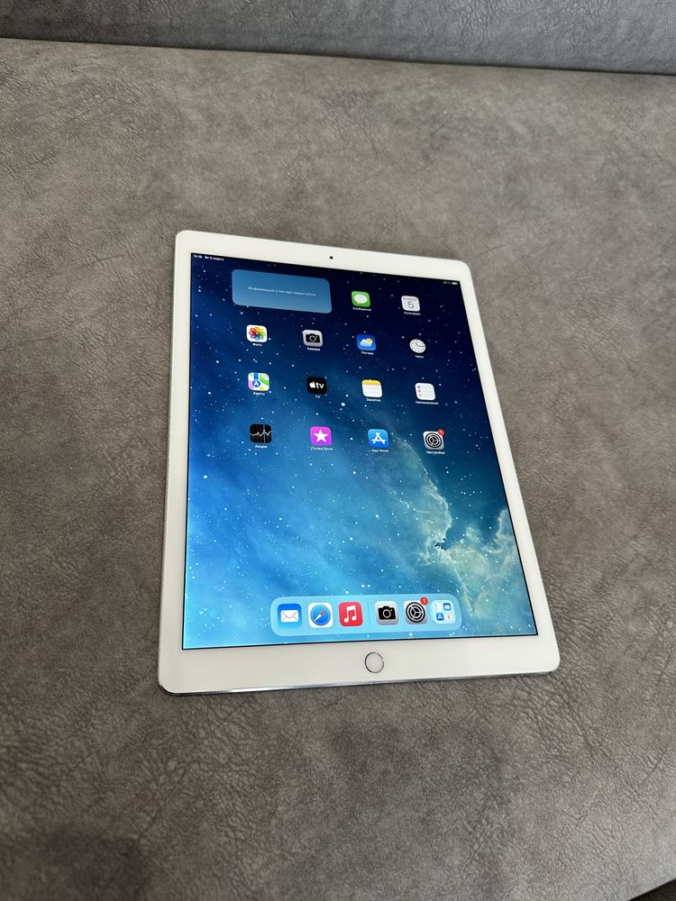 iPad Pro 2 12.9  256gb Wi-Fi Silver (20)