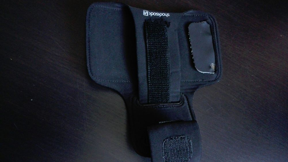 Pokrowiec naramienny na komórkę