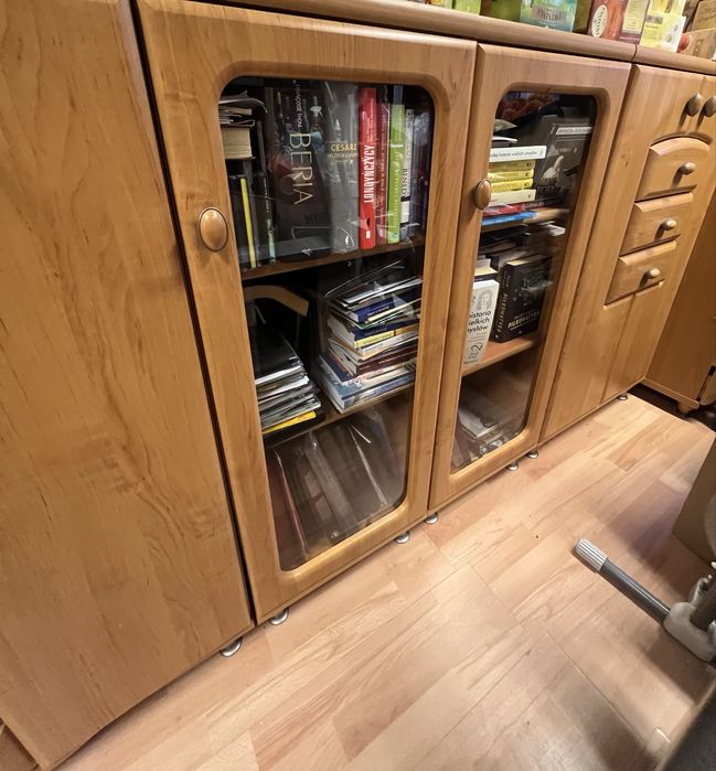 Meble VOX OLCHA MIODOWA stan bardzo dobry