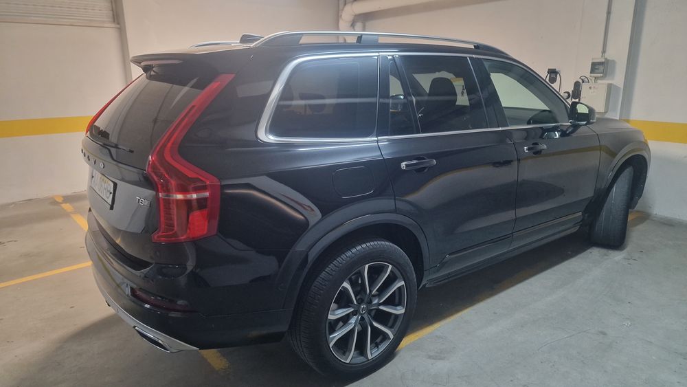 Volvo XC90 T8 Plug-in Hybrid