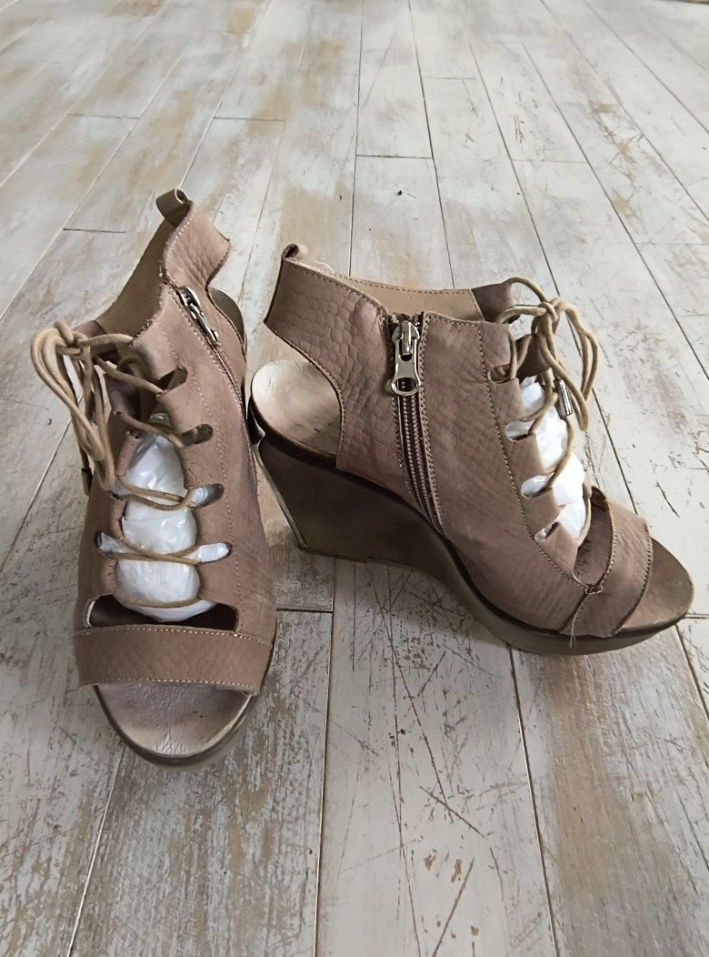Buty letnie damskie skórzane rozmiar 37