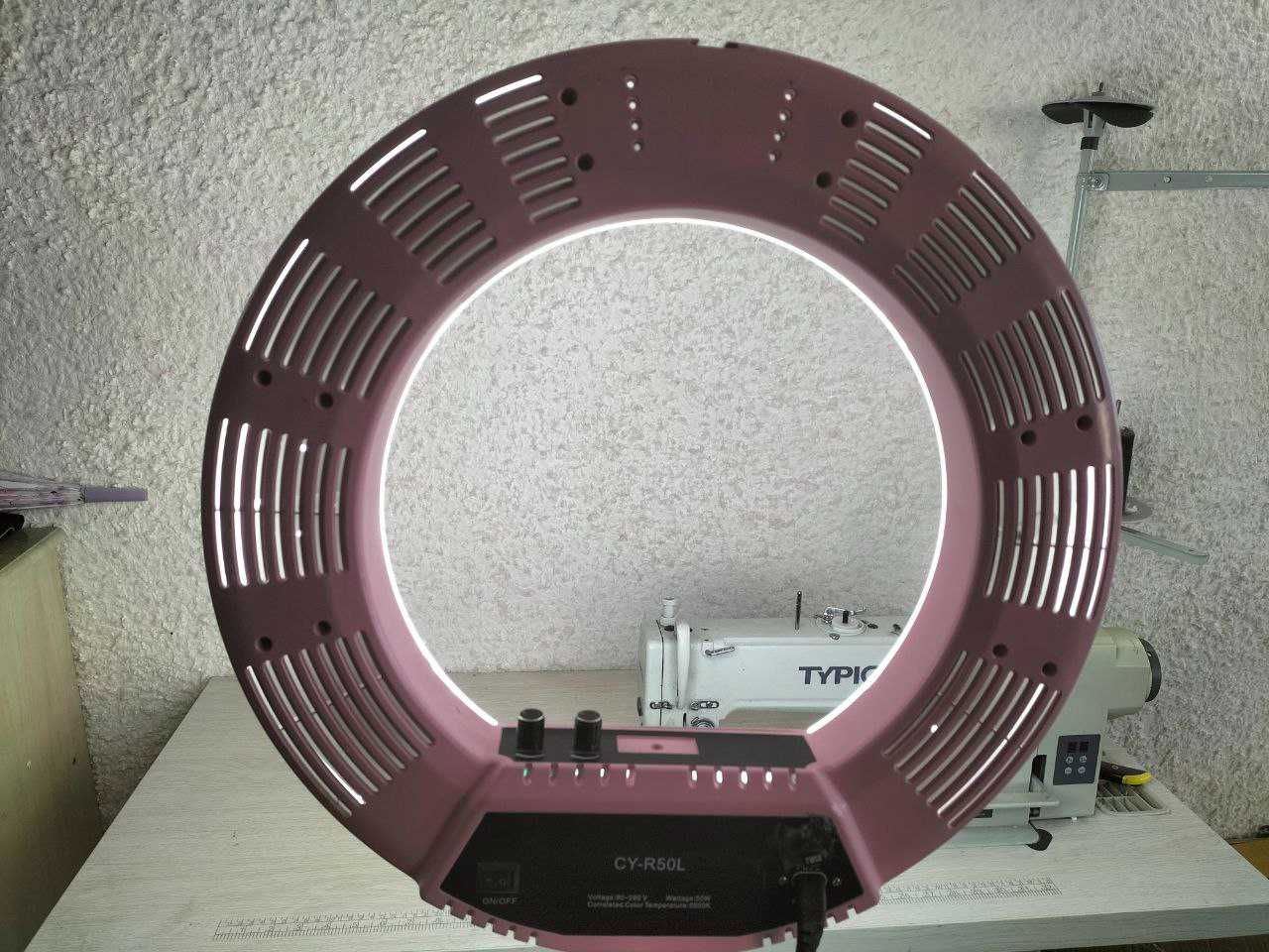 Кільцева світлодіодна LED лампа CY-R50L зі штативом
