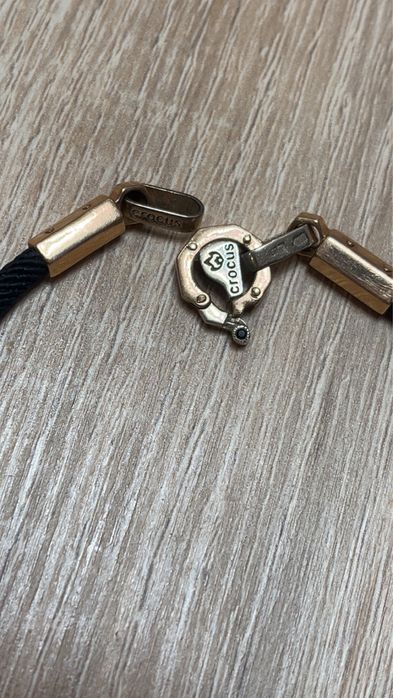 Продаётся мужской фирменный шнурок со вставками