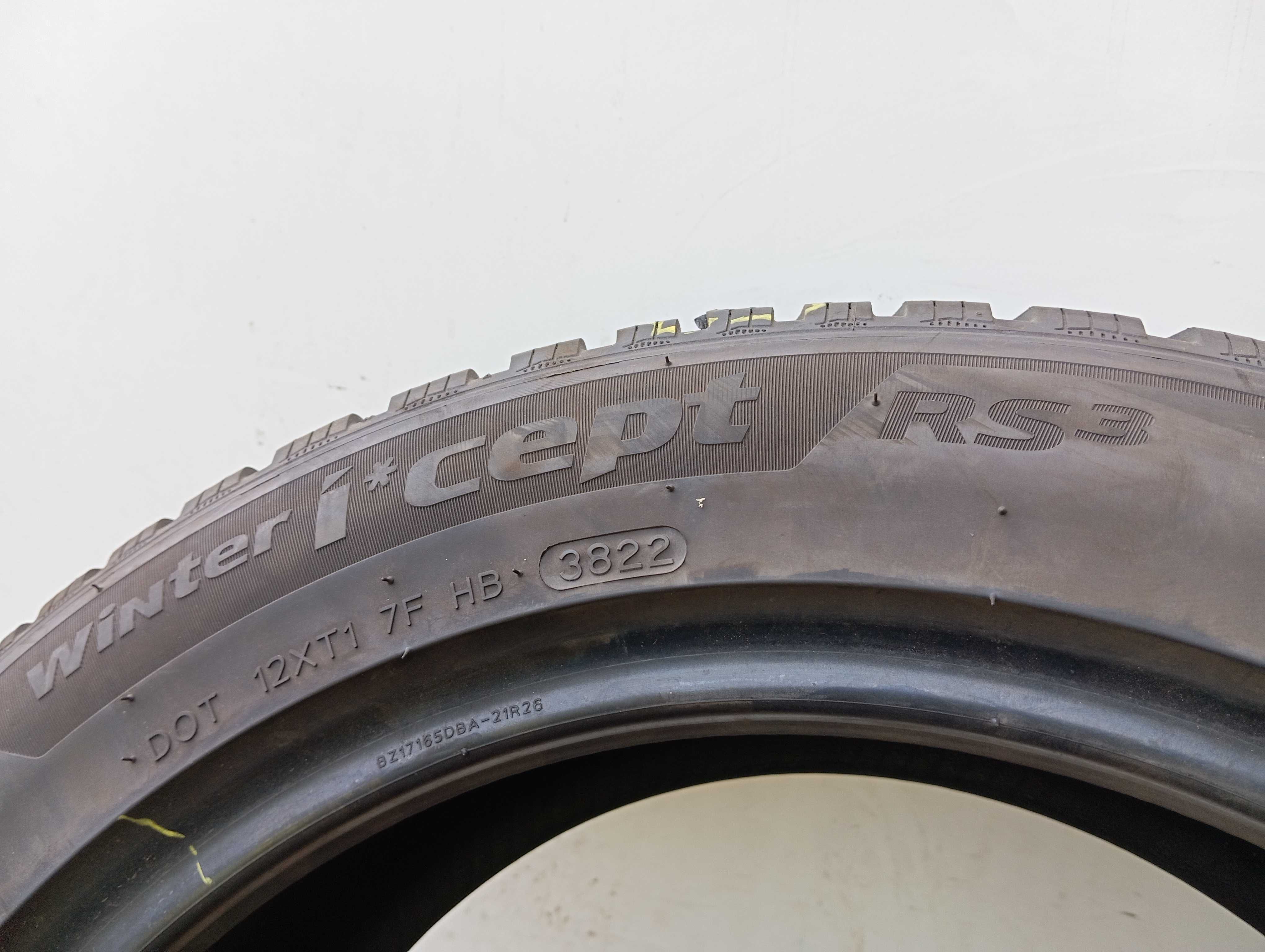 1x 215/55 R17 98V Hankook Winter I*cept RS3 2022r 7,7mm