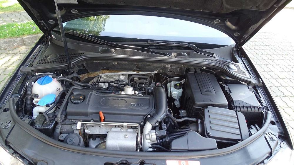 AUDI A3 1,4 TURBO BENZYNA,klima,alu,elektryka,abs,autoalarm