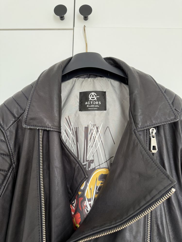 Męska skórzana kurtka w stylu motocyklowym