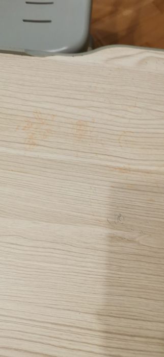 Regulowane biurko dziecięce fun desk z krzesłem.