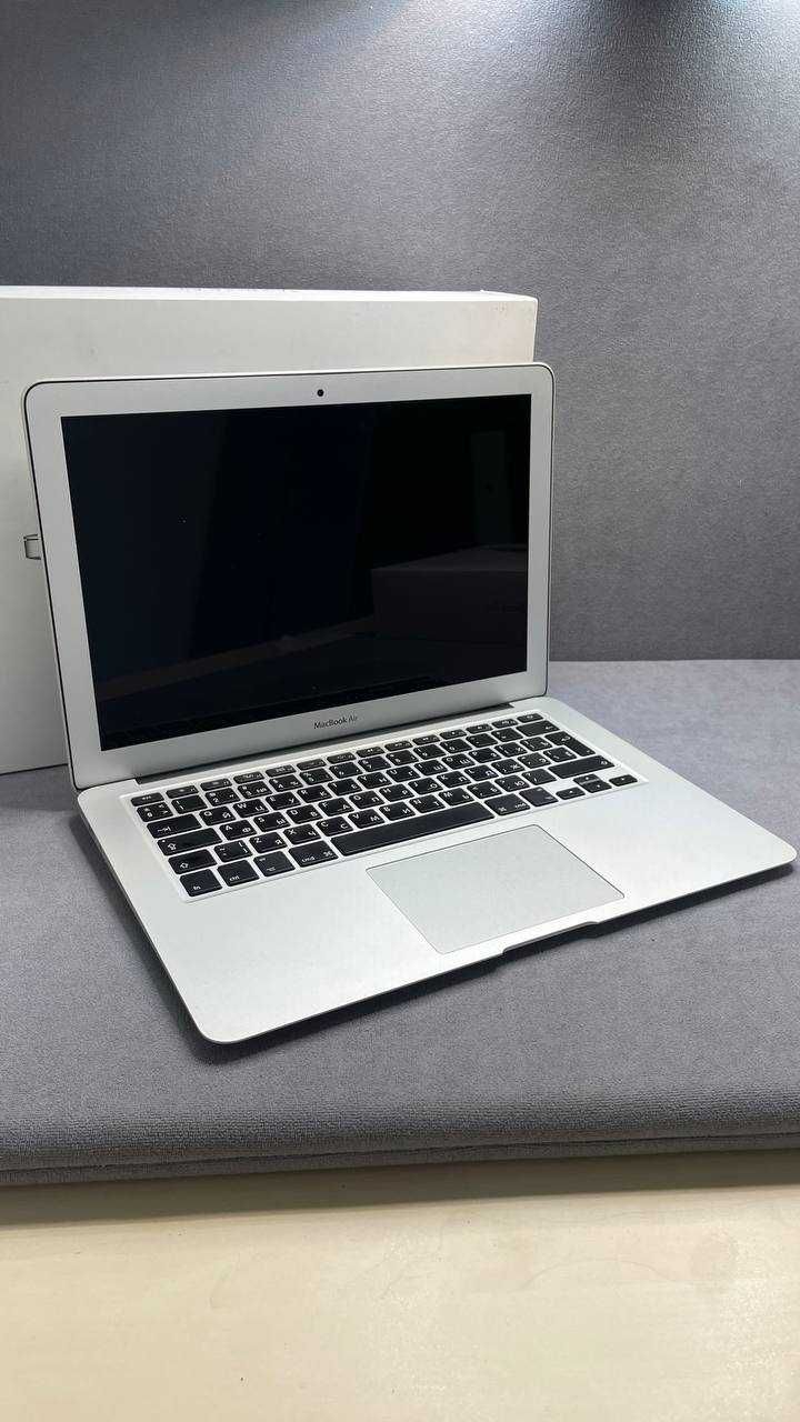 Макбук MacBook Air 13 8/128 ГБ, Intel Core i5, гарантія 6 місяців