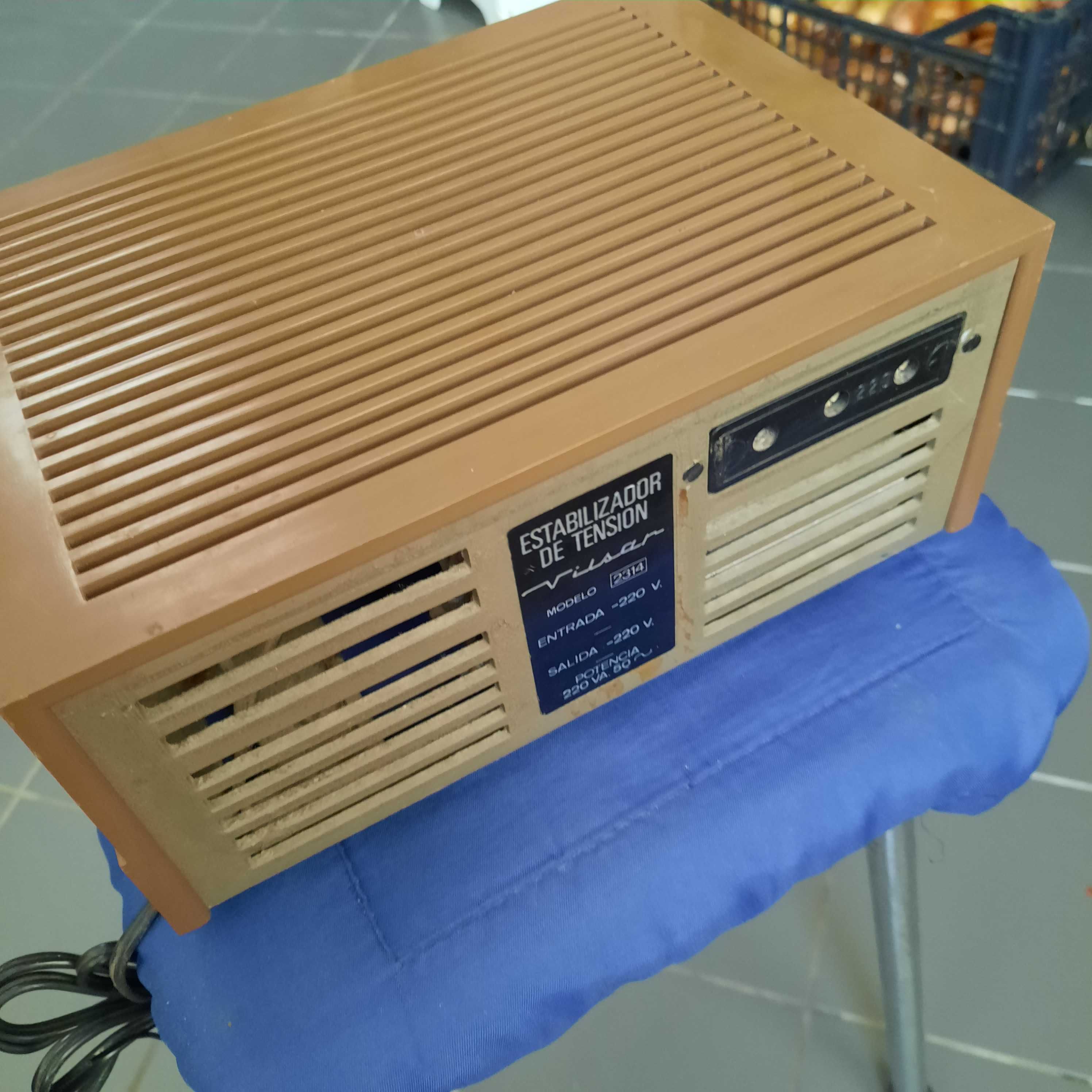 Estabelizador de tensão de 220 V