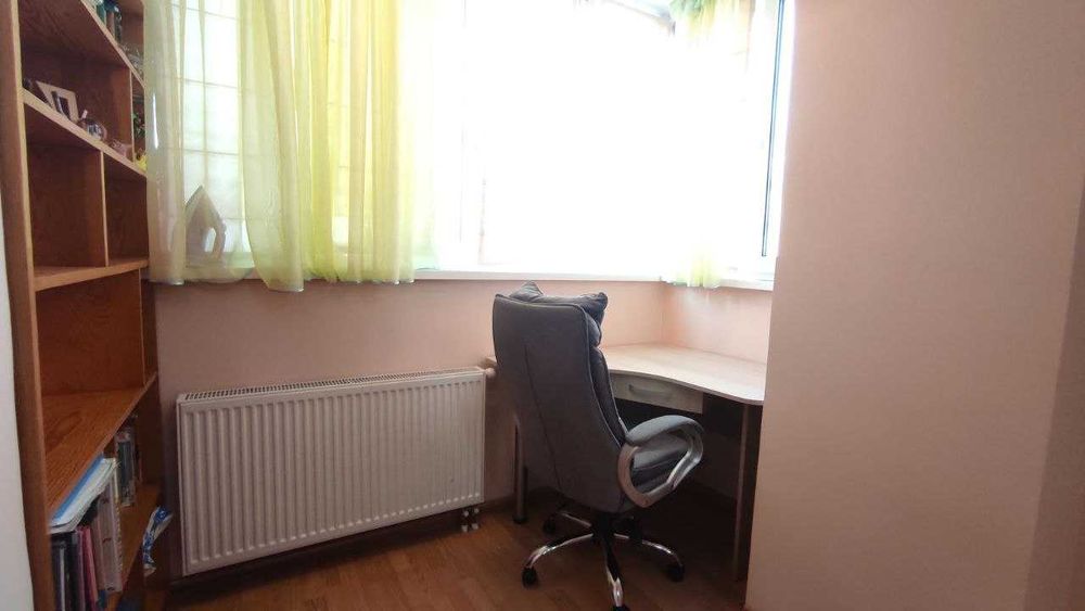 2к квартира + гараж. Будинок у парку «Веселка» напроти Файна Таун