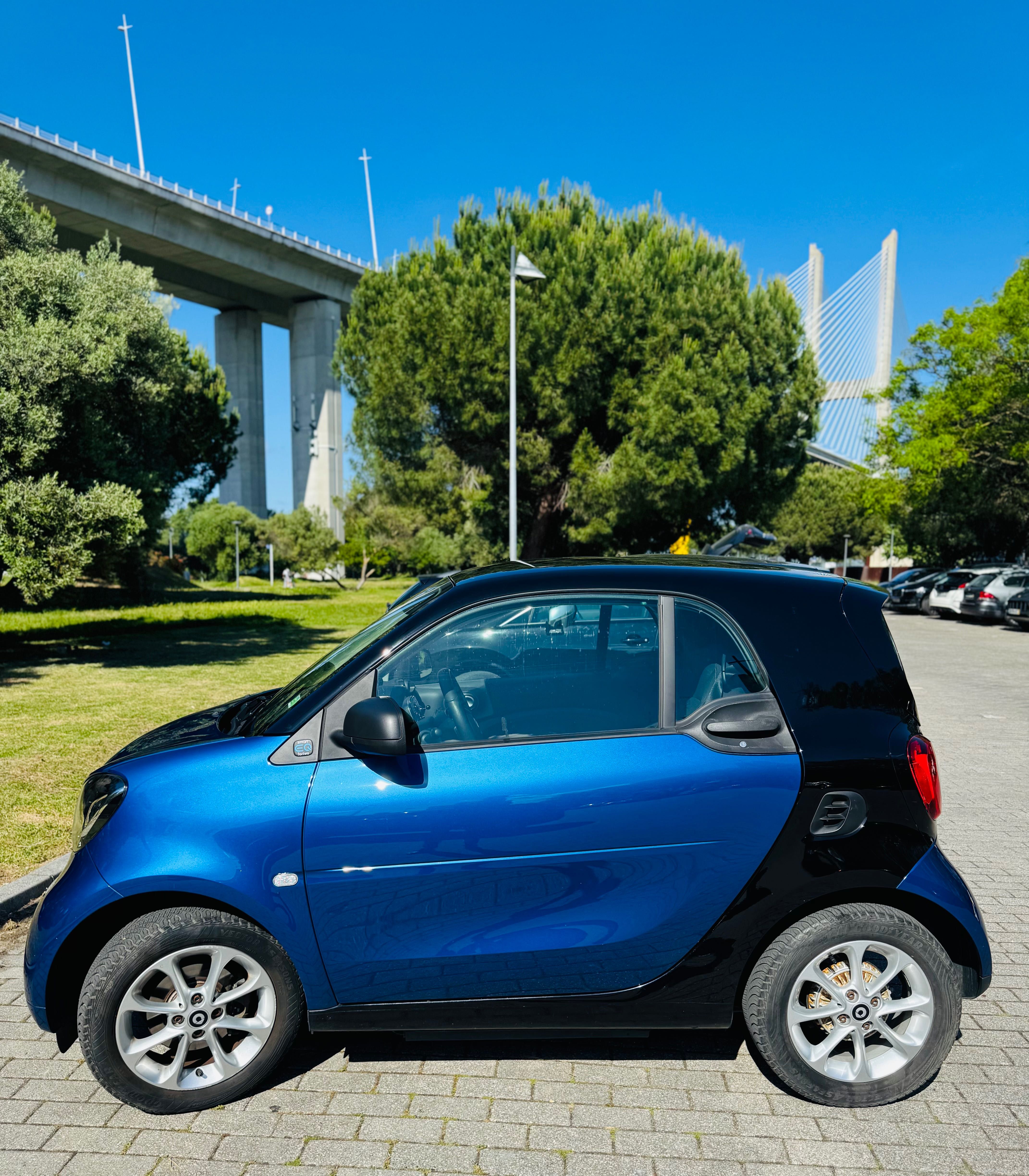 Smart ForTwo Eléctrico 2019 c teto panorâmico VENDA URGENTE