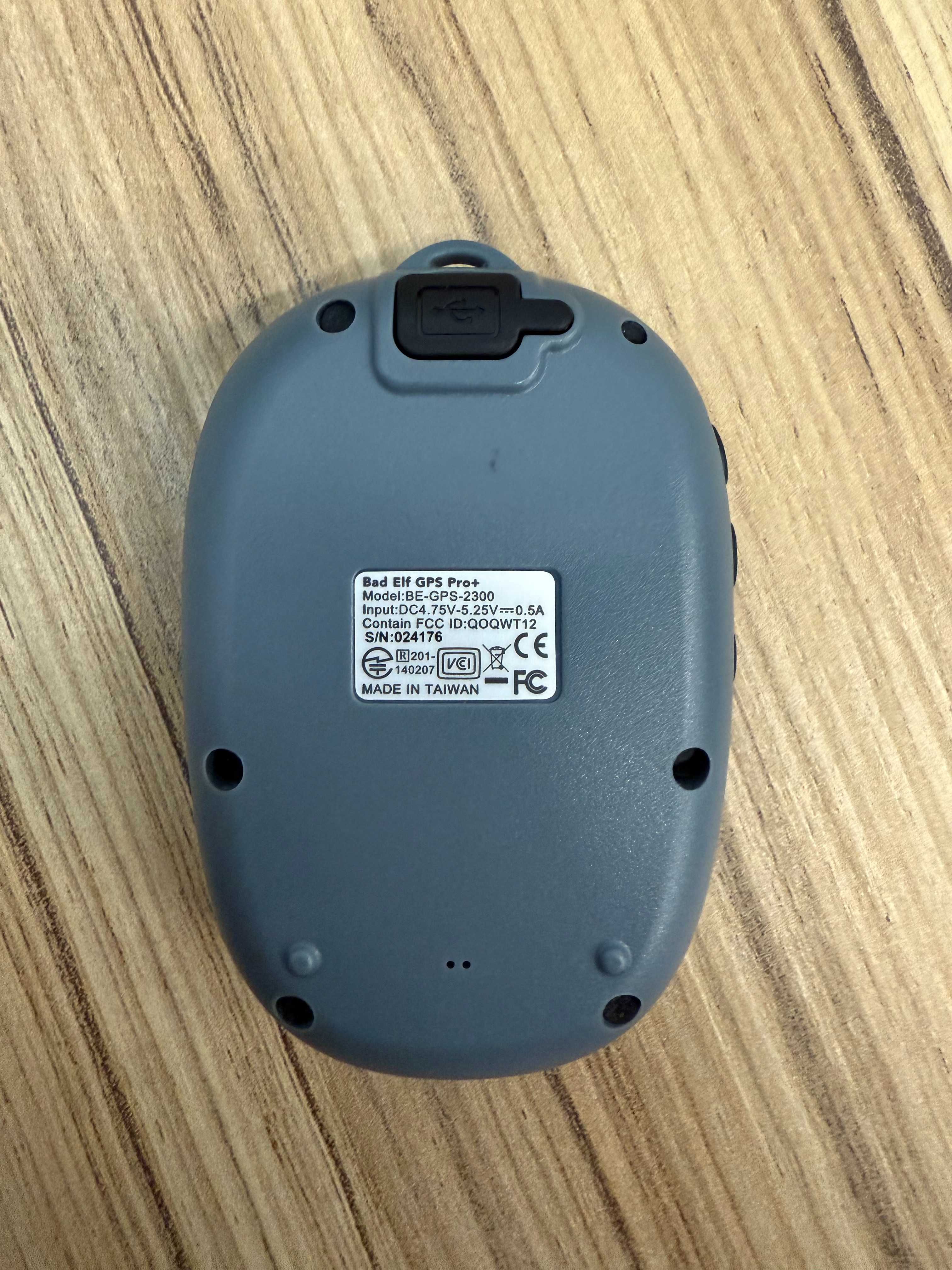 GPS Pro+ Bad Elf Bluetooth для Iphone GPS 2300