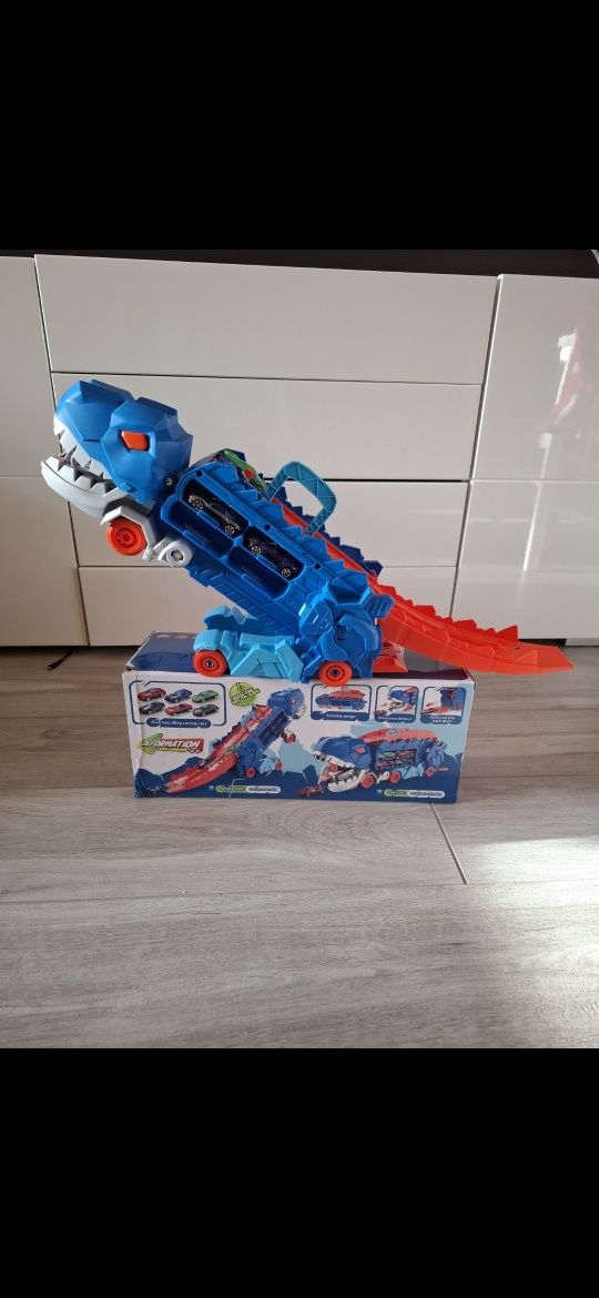 Dinotrack nowy plus 4 samochody