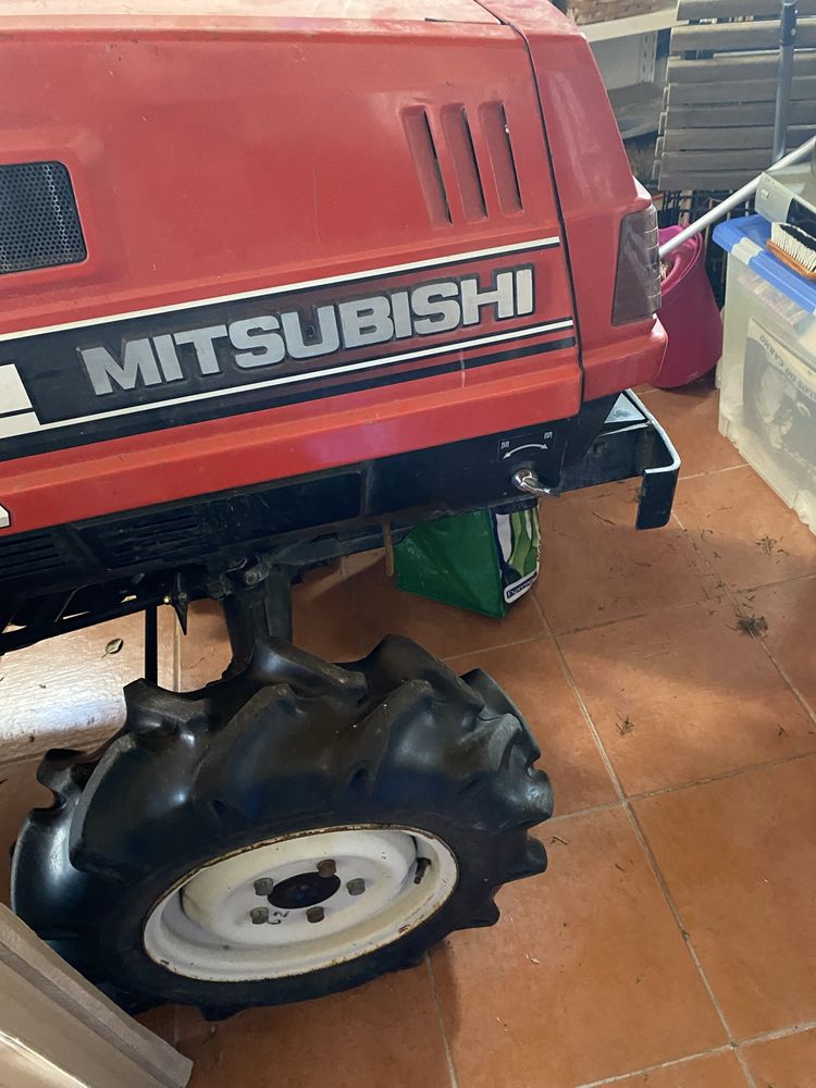 Trator agricola Mitsubishi MT16 com poucas horas + Frese