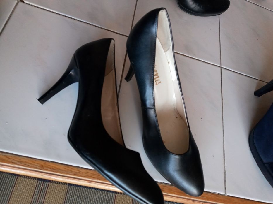 Czylenka czarne obcas Bozena wsuwane 37