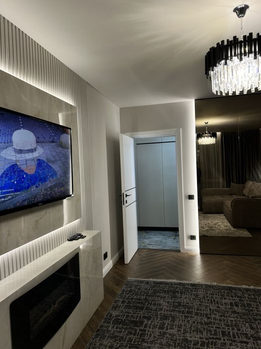 Продаж 2-кім квартири з дизайнерським ремонтом