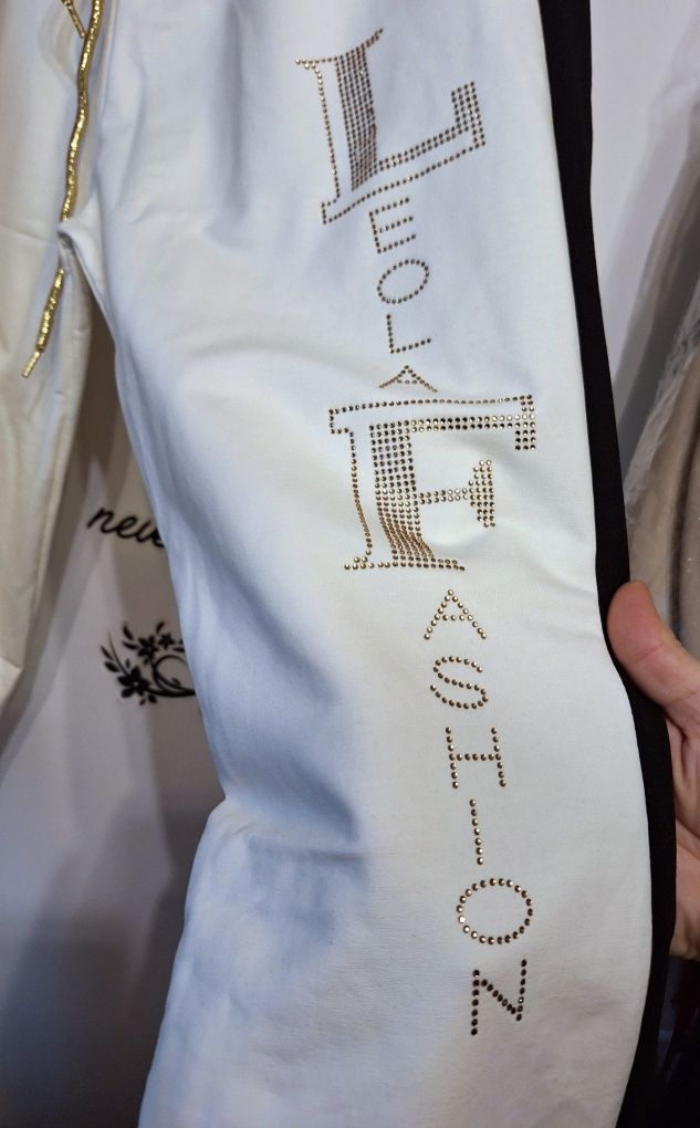 Modny dres damski z ekoskórą  r. M