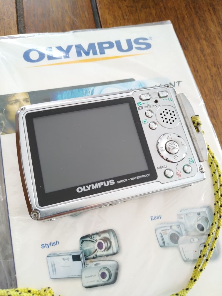 Máquina fotográfica Olympus