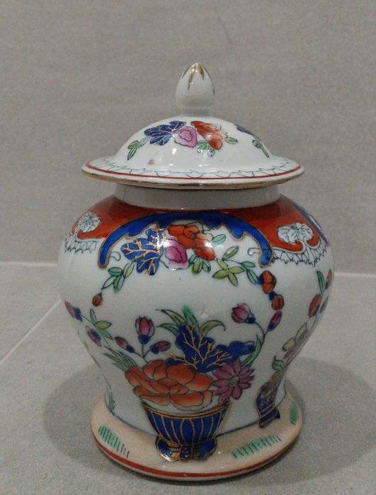 Várias Peças em Porcelana