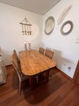 Mesa de jantar com 4 cadeiras
