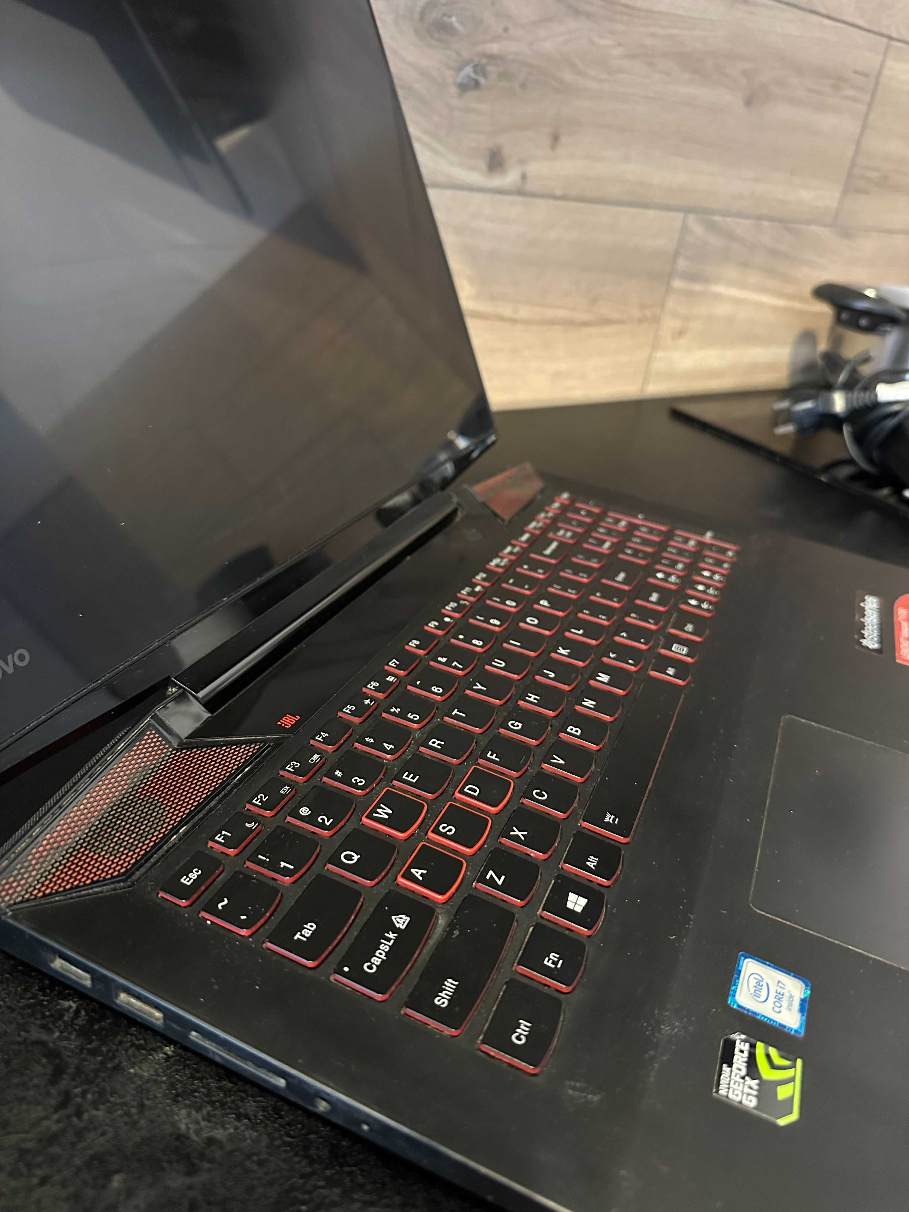 Lenovo ideapad y700-15isk