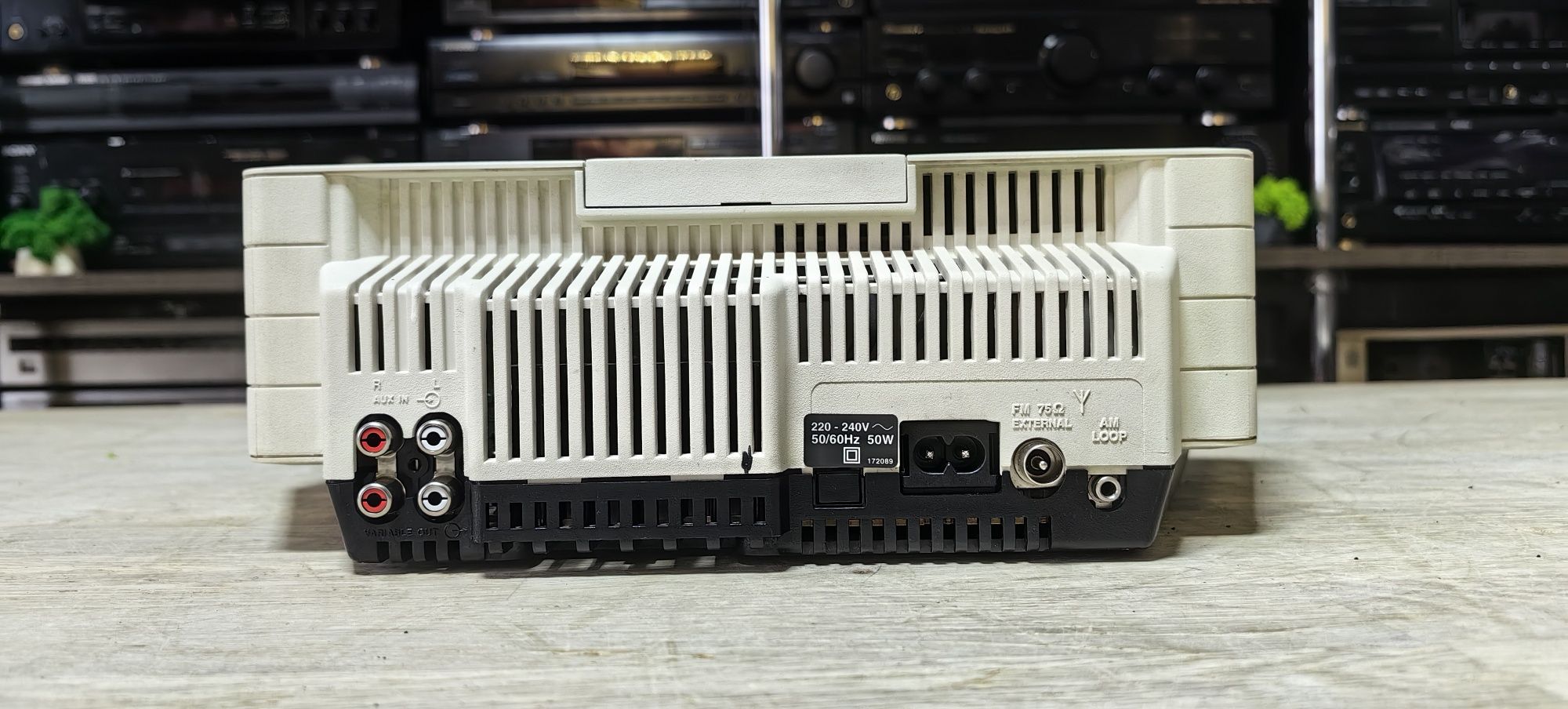 Радіоприймач Bose AWR 1-2
