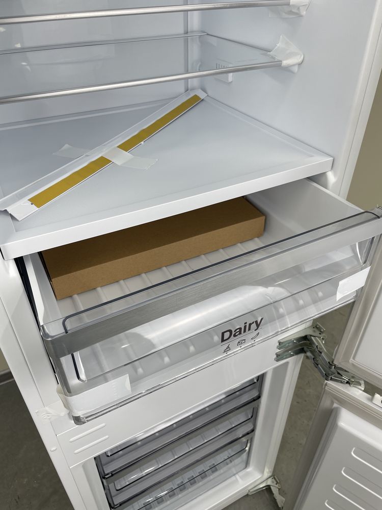 Новий | No Frost | вбудований холодильник Grundig K563CONEB