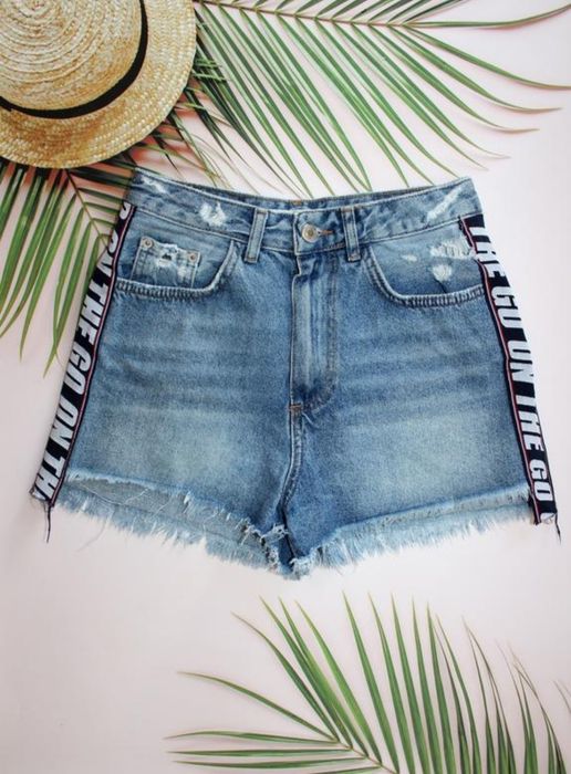 Джинсові шорти з  високою посадкою Stradivarius Xs-S