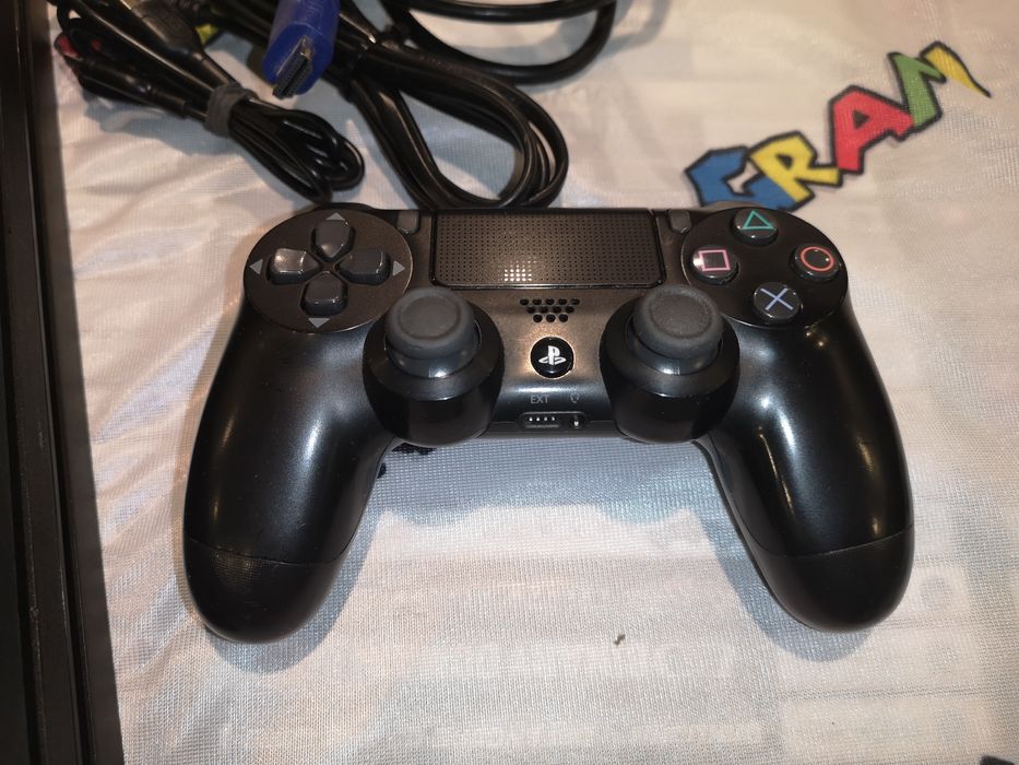 Konsola PS4 PRO (model 7216B - najnowszy) 1 TB SSD gwarancja Sklep