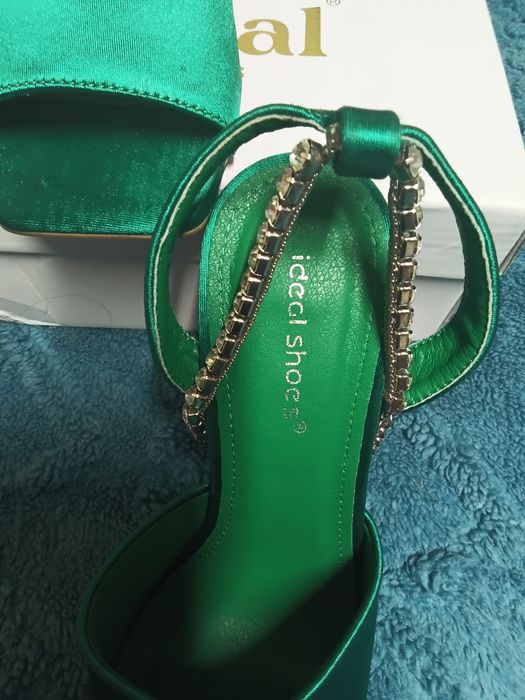 Nowe szpilki buty na obcasie satyna eleganckie butelkowa zieleń srebro