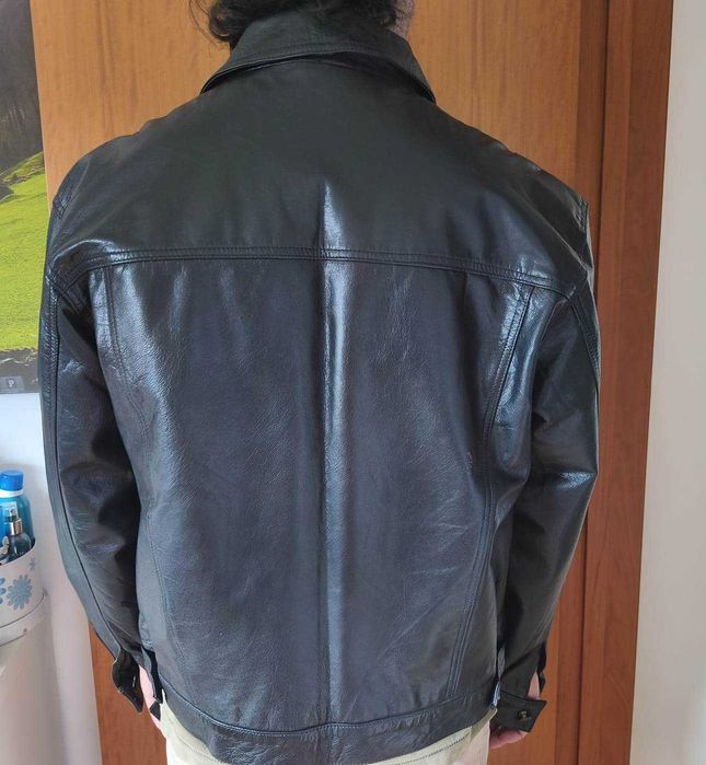 Casaco clássico de pele genuína da Lee Cooper. Tamanho médio oversize