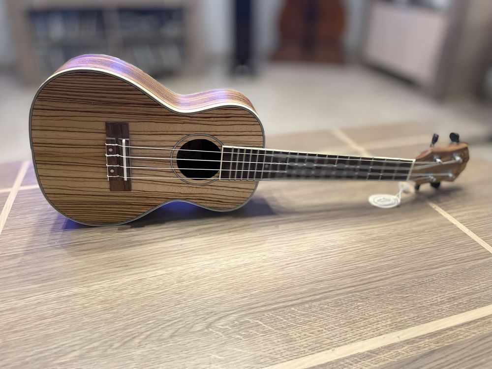 Ukulele koncertowe MELLOW UKCB-ZB