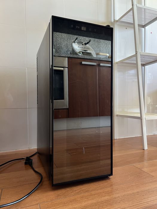 Vinoteca TAURUS PTWC 12