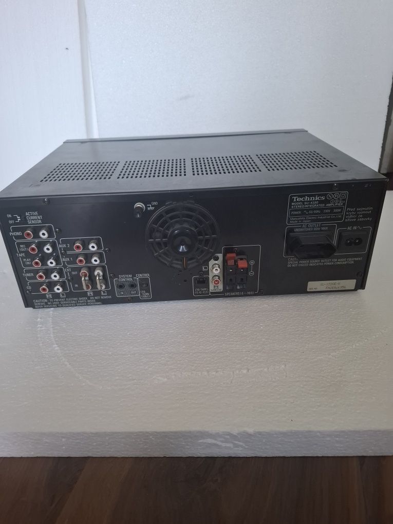 Wzmacniacz Technics model SU-X320