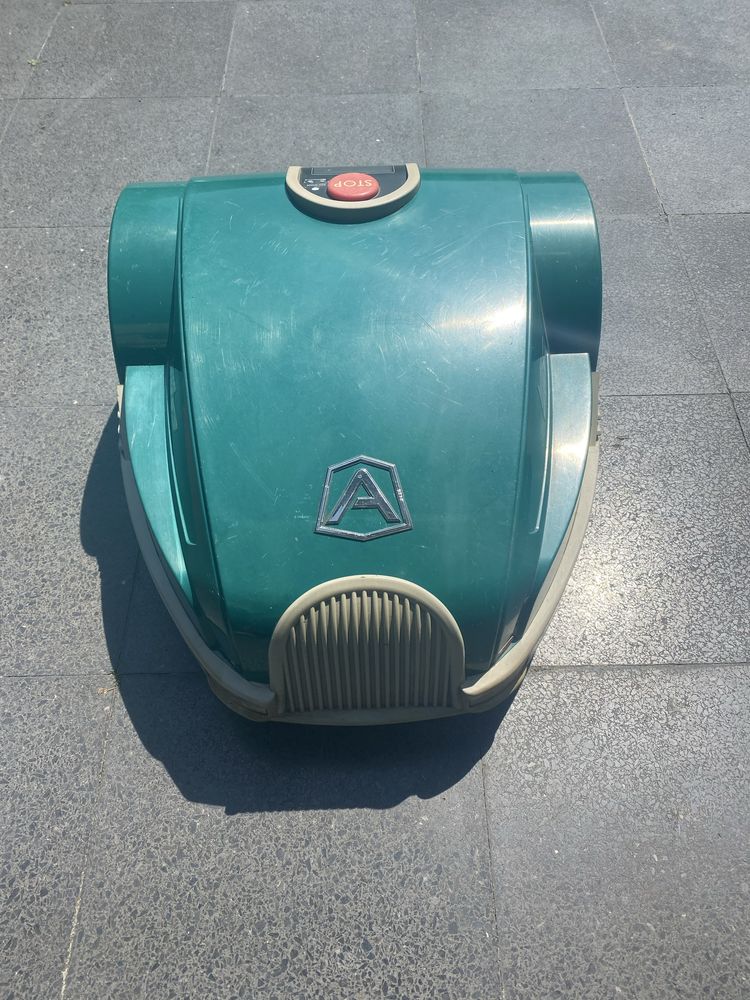 Robot koszący Ambrogio L30