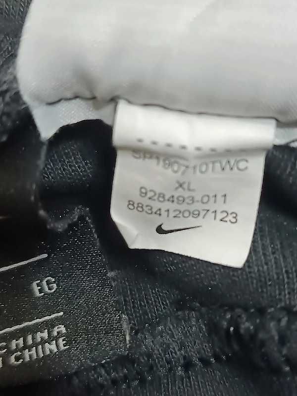 Nike świetne spodnie dresowe roz XL