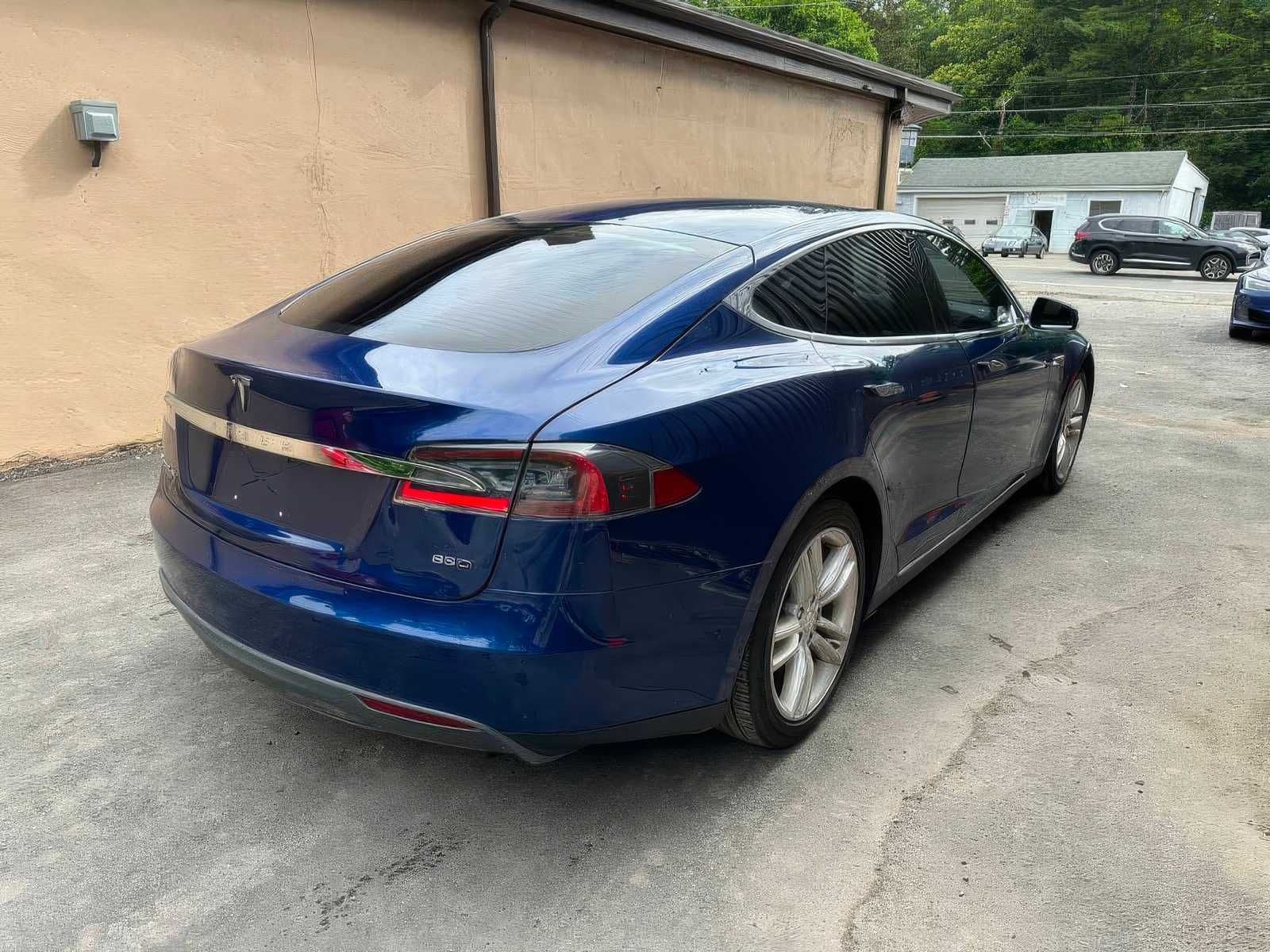 2015 Tesla Model S 85D