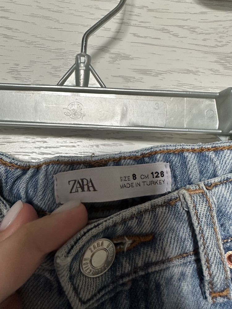 Джинси Zara