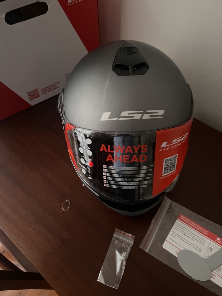 Capacete modular novo tamanho 54