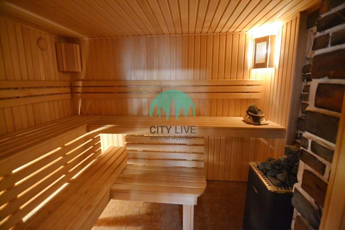 Продається будинок 296 м² у с. Микитинці (60)